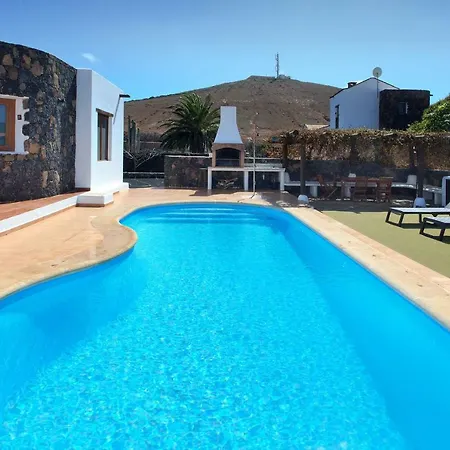 Casa Mina Villa